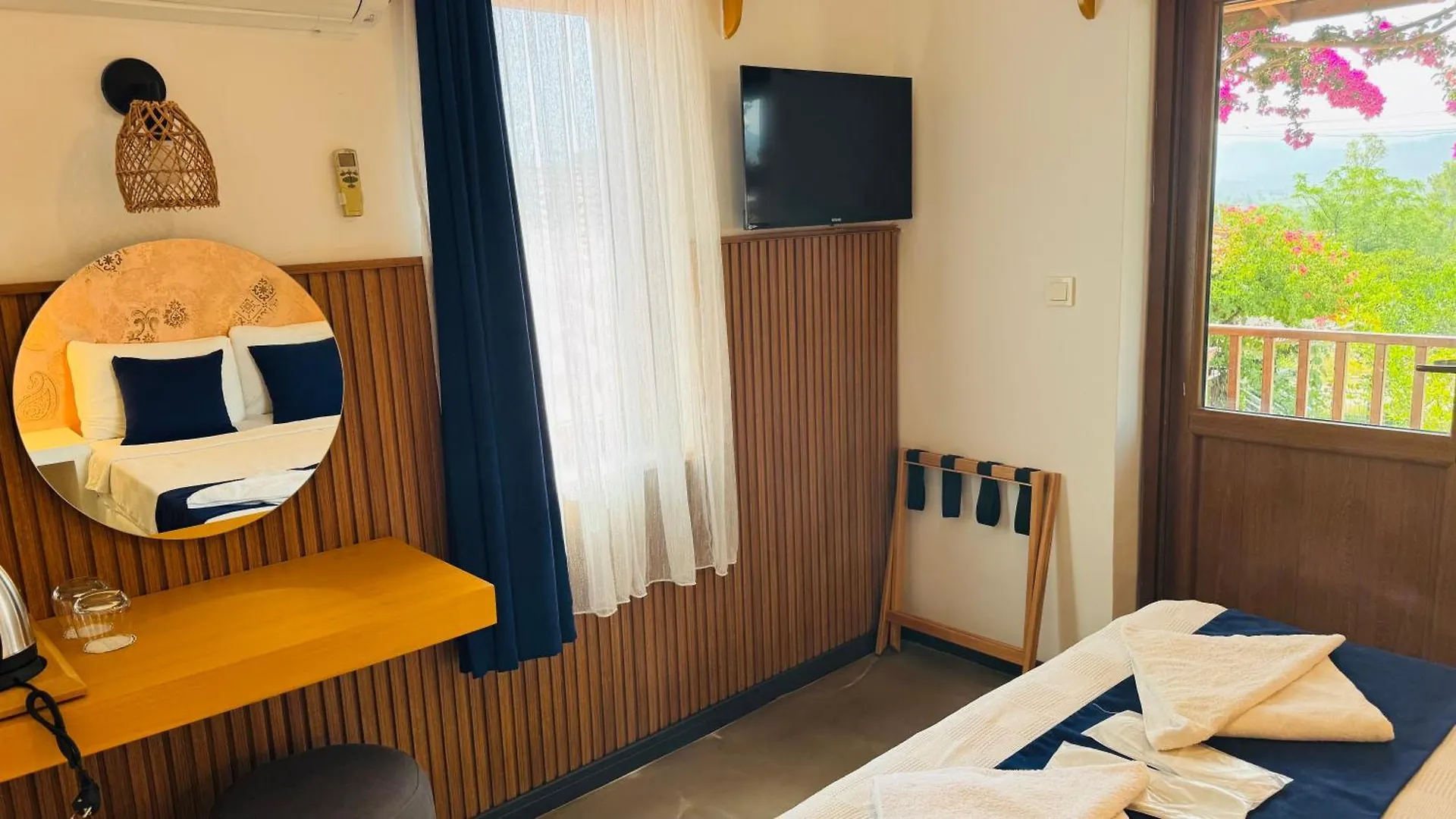 Tomsan Suites & Villas Akyaka